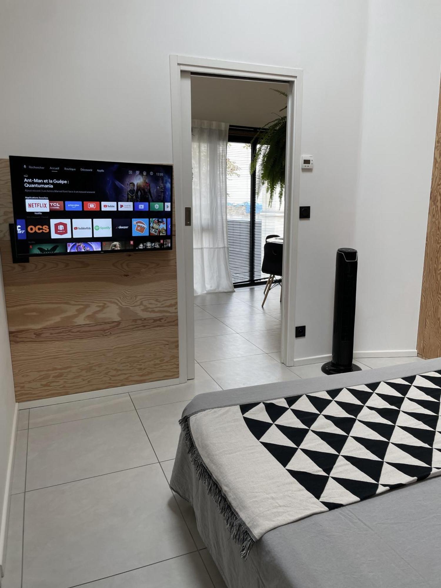 Plaisance Bouguenais - Appartement Nantes - Parking Gratuit Exterior foto